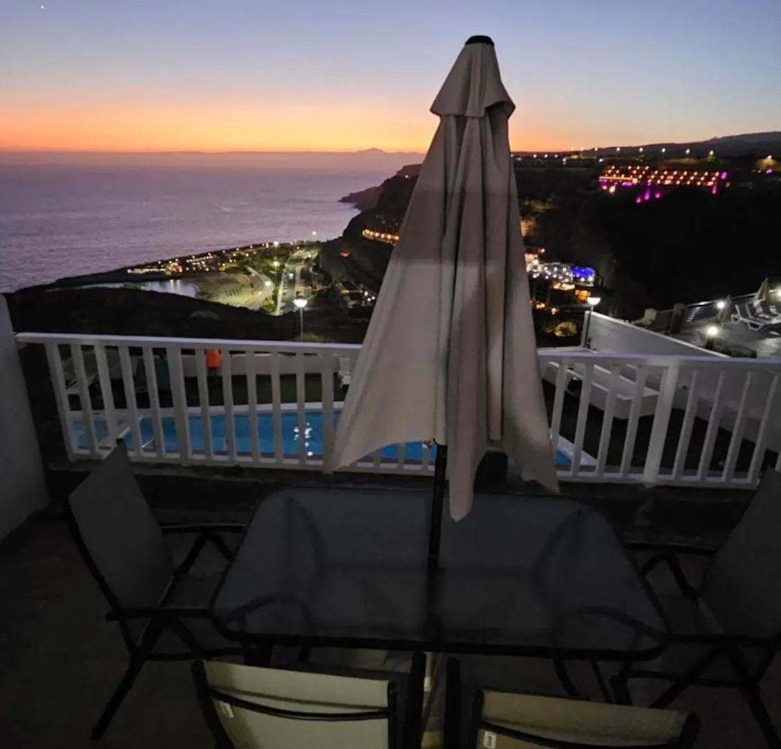 Puerto Rico, Balkon Amadores, Top Sea And Tenerife View Mogán